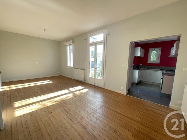 maison à vendre - 3 pièces - 75.0 m2 - BORDEAUX - 33 - AQUITAINE - Century 21 A.M.L.